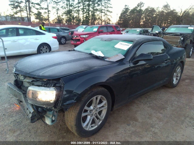 Chevrolet CAMARO LS 2015 2G1FB1E30F9221876 Image 2