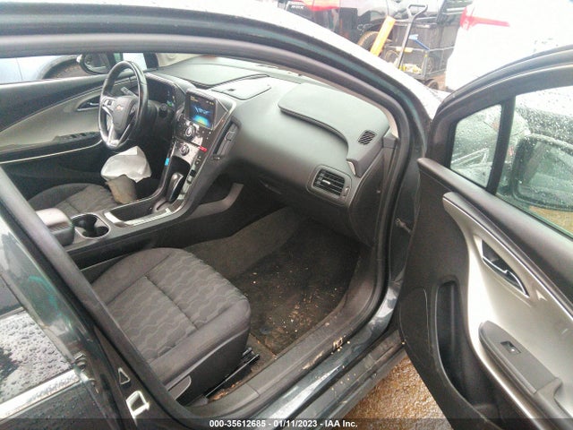 2014 Chevrolet Volt, VIN: 1G1RA6E45EU123840