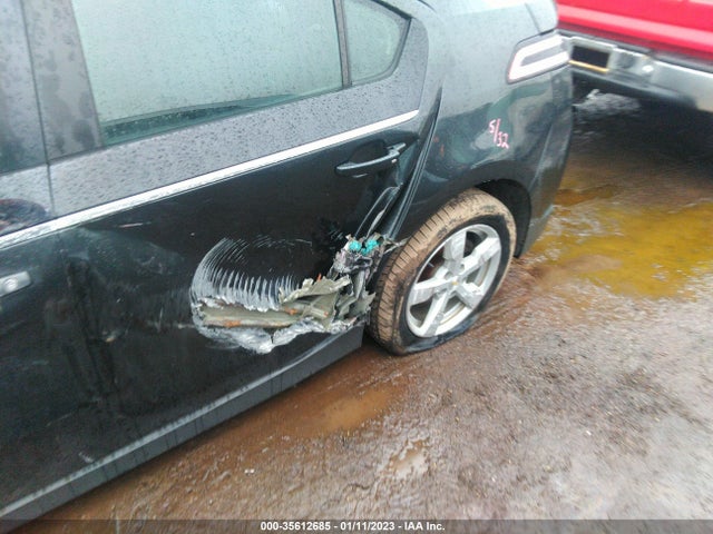 2014 Chevrolet Volt, VIN: 1G1RA6E45EU123840