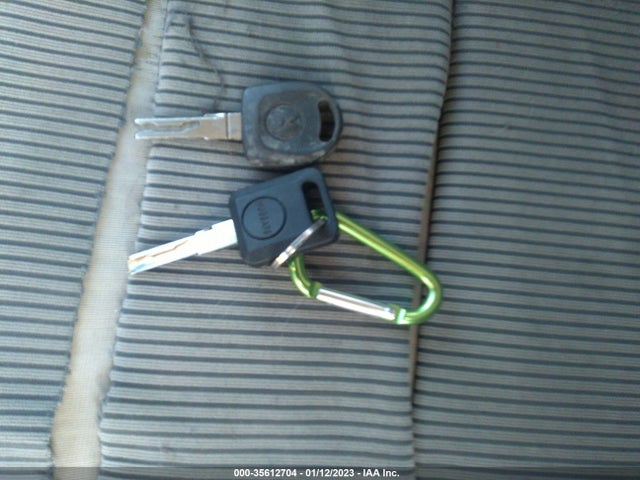2001 VOLKSWAGEN JETTA GLS VIN: 3VWSB69M11M188390