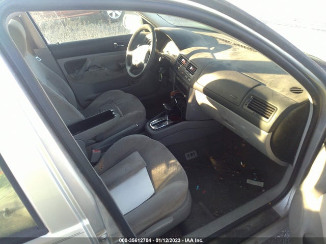 2001 VOLKSWAGEN JETTA GLS VIN: 3VWSB69M11M188390