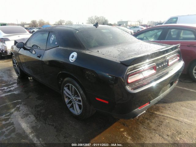 2C3CDZGG8JH205379 Dodge Challenger Gt