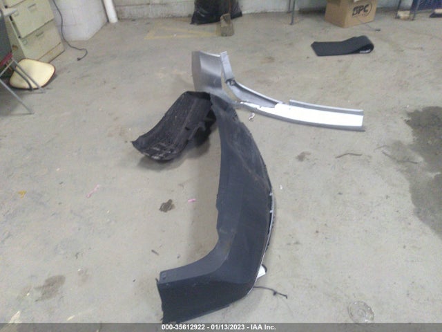 2019 Chevrolet Equinox, VIN: 2GNAXUEV3K6287170