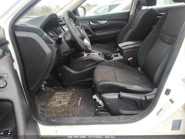 2017 Nissan Rogue, VIN: 5N1AT2MV1HC784384