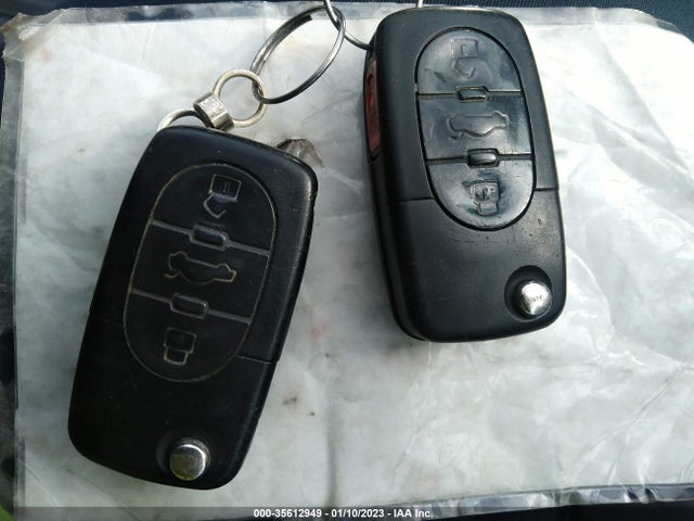Audi TT 2002 TRUUT28N521020624 Image 3