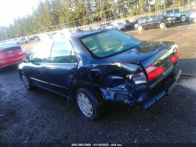 2000 HONDA ACCORD SDN LX VIN: JHMCG5644YC032118