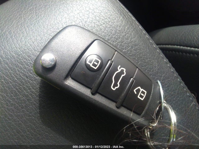 WA1BCCFS2JR002219 Audi Q3 Premium/sport Premium