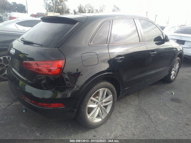 WA1BCCFS2JR002219 Audi Q3 Premium/sport Premium