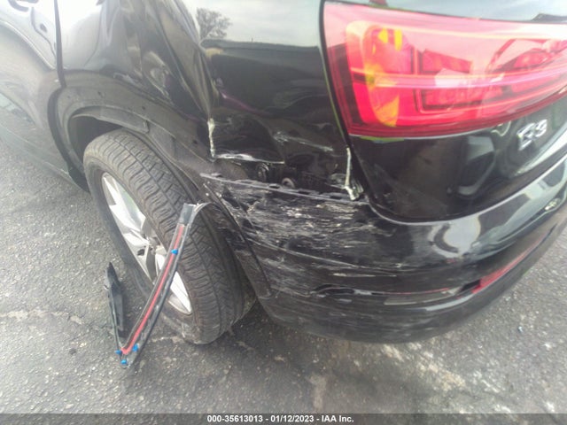 WA1BCCFS2JR002219 Audi Q3 Premium/sport Premium