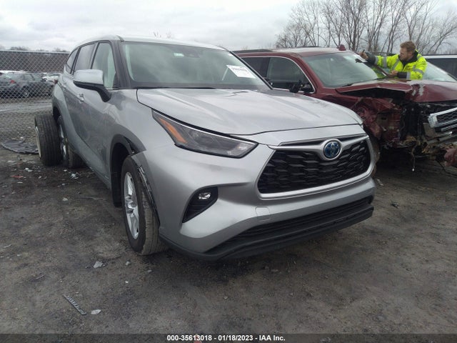 2022 Toyota Highlander, VIN: 5TDBBRCH2NS553956
