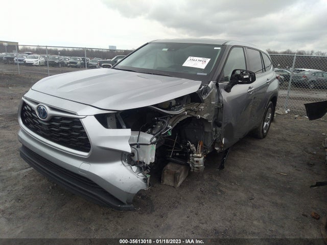 2022 Toyota Highlander, VIN: 5TDBBRCH2NS553956