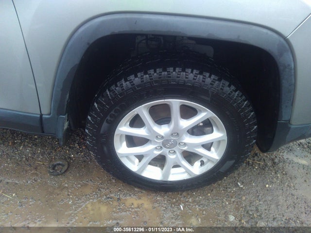 Aukcja sprzedaży 2015 Jeep Cherokee Latitude, vin: 1C4PJMCB3FW546183, numer aukcji: 35613296