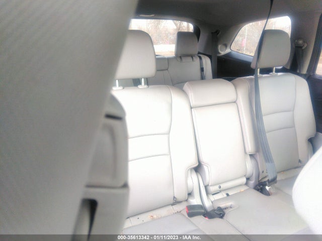 2016 Honda Pilot, VIN: 5FNYF6H95GB074842