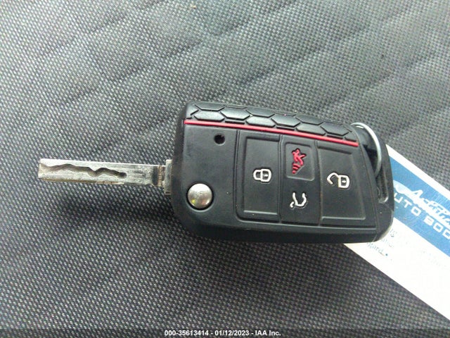 3VV0B7AX8KM023610 Volkswagen TIGUAN S
