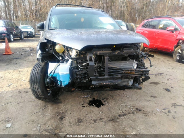 2021 NISSAN KICKS SR VIN: 3N1CP5DV6ML558684