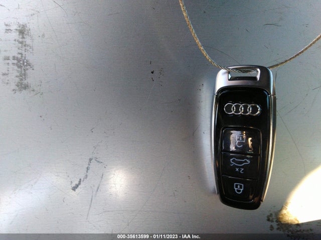 2019 Audi A8, VIN: WAU8DAF84KN013038