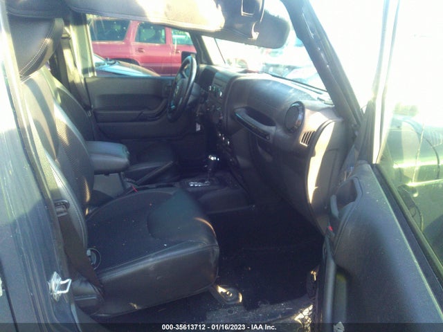 2017 Jeep Wrangler, VIN: 1C4BJWEG0HL579581