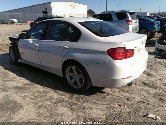 WBA3C3C57FP662930 BMW 3 Series 320i Xdrive