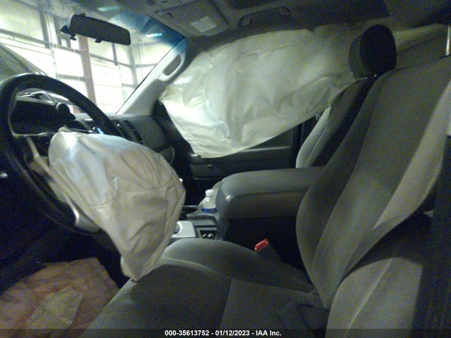 2016 Toyota Sequoia, VIN: 5TDBW5G17GS132179