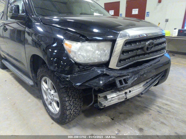 2016 Toyota Sequoia, VIN: 5TDBW5G17GS132179