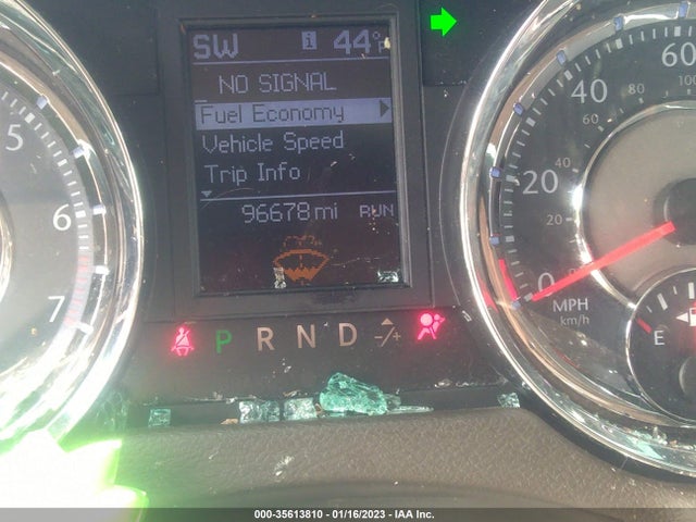 2C4RC1BGXGR159817 Chrysler Town & Country