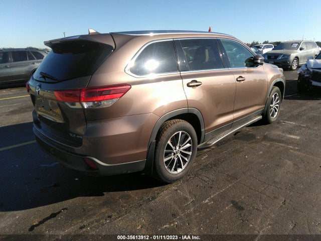 2019 Toyota Highlander, VIN: 5TDJZRFH7KS712999