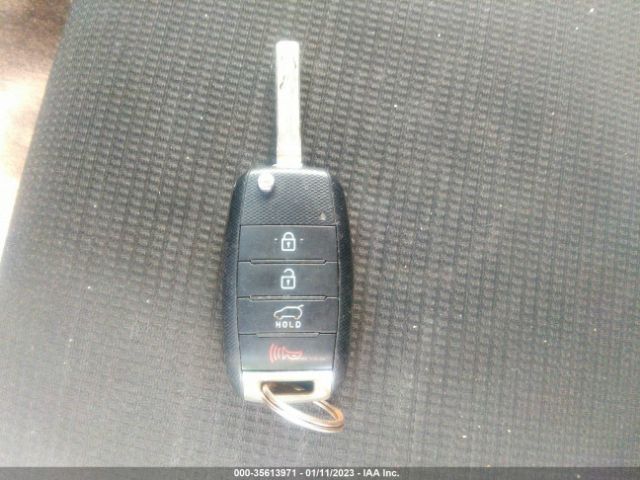 5XYKTCA69EG445665 KIA SORENTO LX