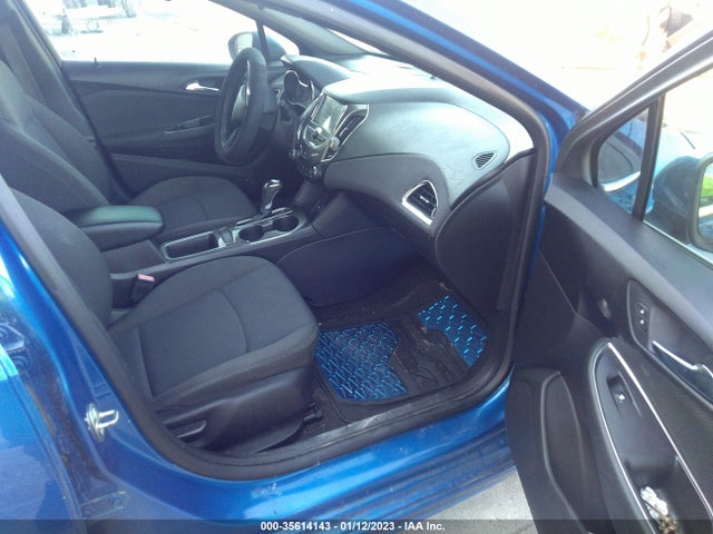 2017 Chevrolet Cruze, VIN: 1G1BE5SMXH7220815