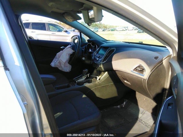 2019 Chevrolet Cruze, VIN: 3G1BE6SMXKS553188