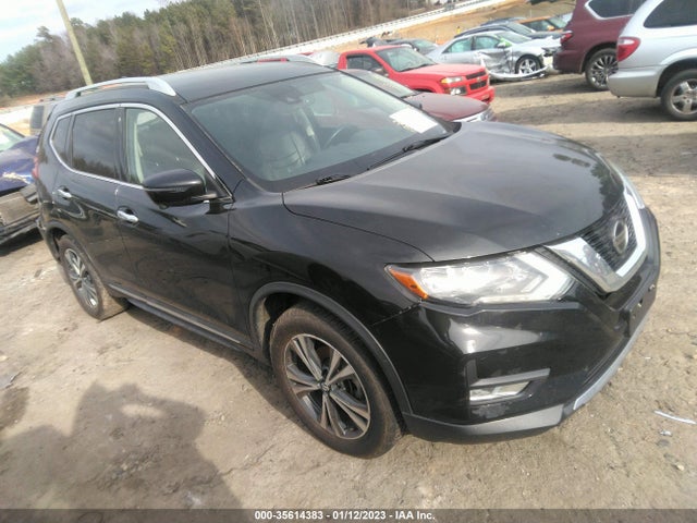 2018 Nissan Rogue, VIN: 5N1AT2MT1JC796040