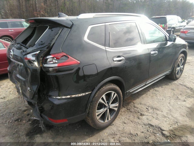 2018 Nissan Rogue, VIN: 5N1AT2MT1JC796040