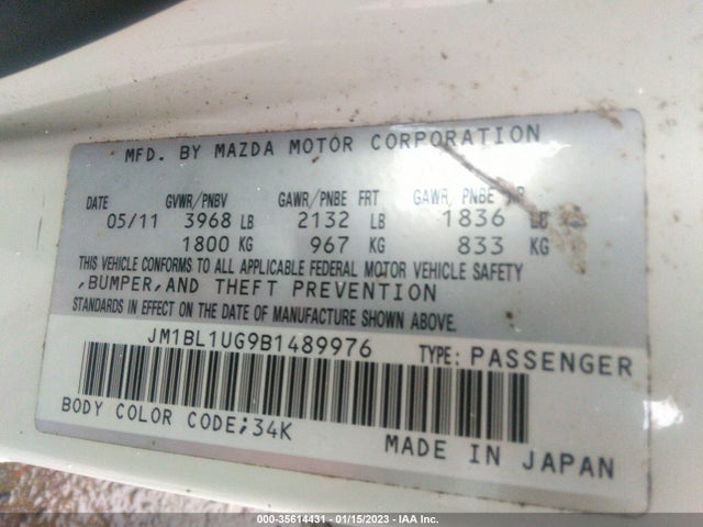 2011 MAZDA MAZDA3 I SPORT VIN: JM1BL1UG9B1489976