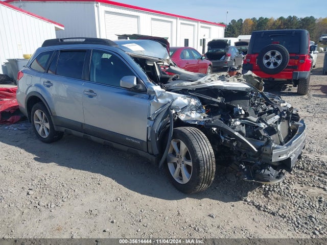 Subaru Outback 2.5i Premium 2014 4S4BRCCC6E3267439 Image 1