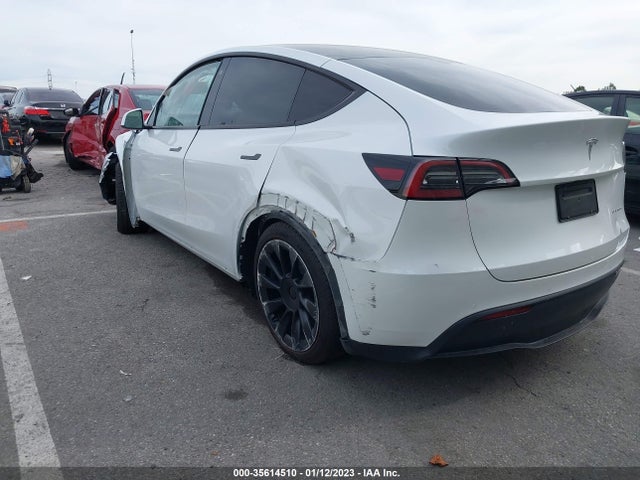 7SAYGAEE5NF427064 Tesla Model Y Long Range