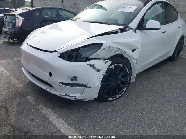 7SAYGAEE5NF427064 Tesla Model Y Long Range