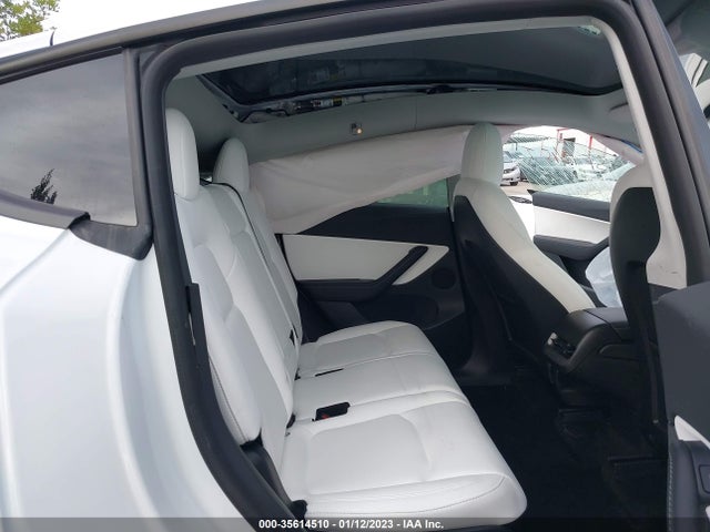 7SAYGAEE5NF427064 Tesla Model Y Long Range