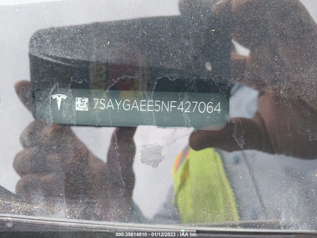 7SAYGAEE5NF427064 Tesla Model Y Long Range