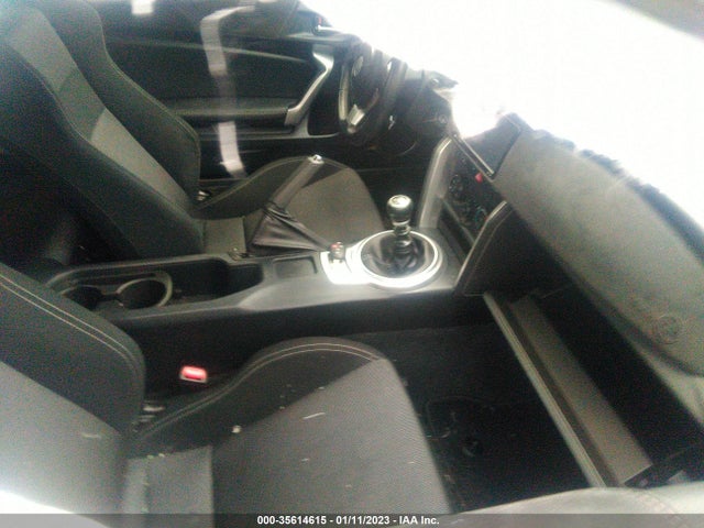 2017 Toyota 86, VIN: JF1ZNAA10H9704279