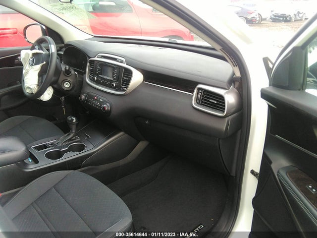 2017 Kia Sorento, VIN: 5XYPG4A33HG251627