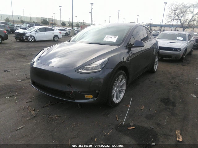 2021 Tesla Model Y, VIN: 5YJYGDED3MF132615
