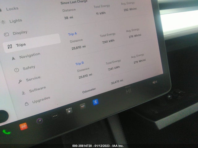 2021 Tesla Model Y, VIN: 5YJYGDED3MF132615