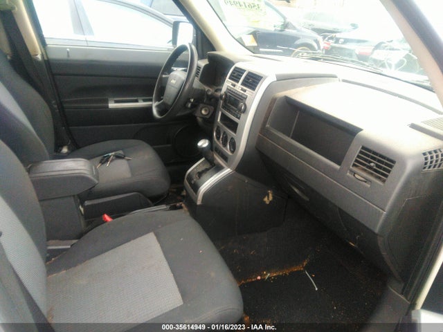 2008 JEEP PATRIOT SPORT VIN: 1J8FF28W68D513246