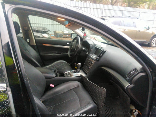2015 Infiniti Q40, VIN: JN1CV6AR8FM651301