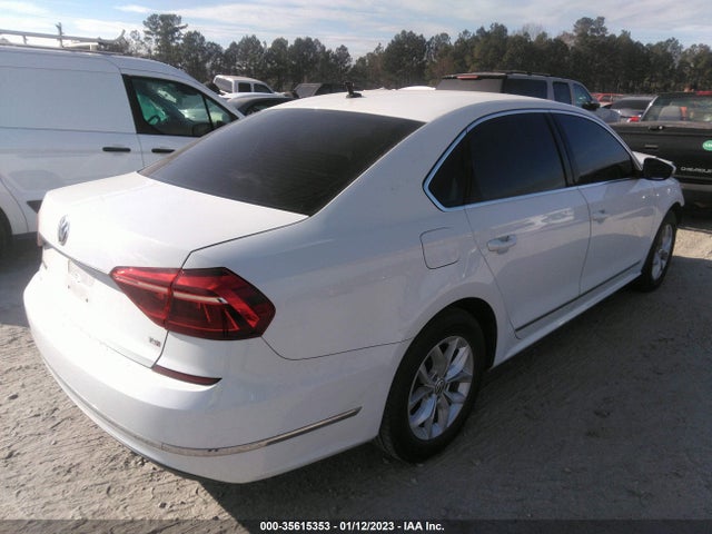 1VWAT7A30HC077584 Volkswagen Passat 1.8t S