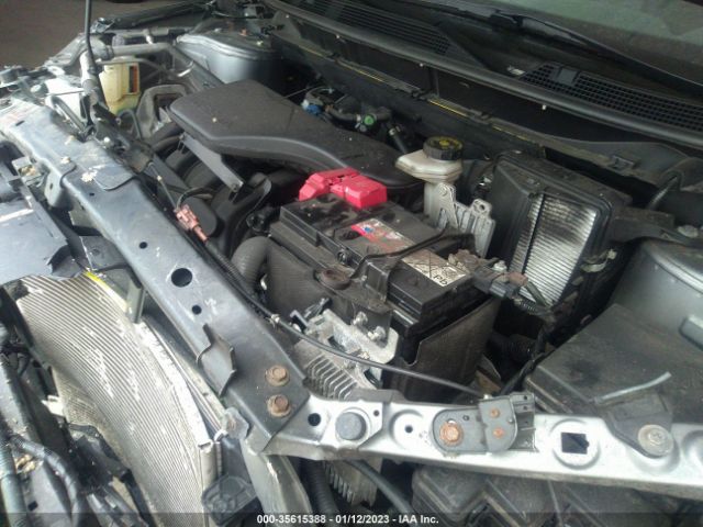 JN1BJ1CR1HW111948 Nissan Rogue Sport Sv