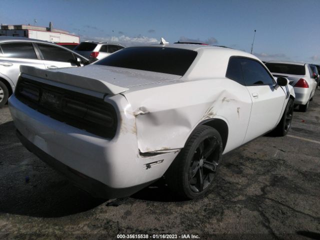 2C3CDZBG3FH788619 Dodge Challenger Sxt Plus