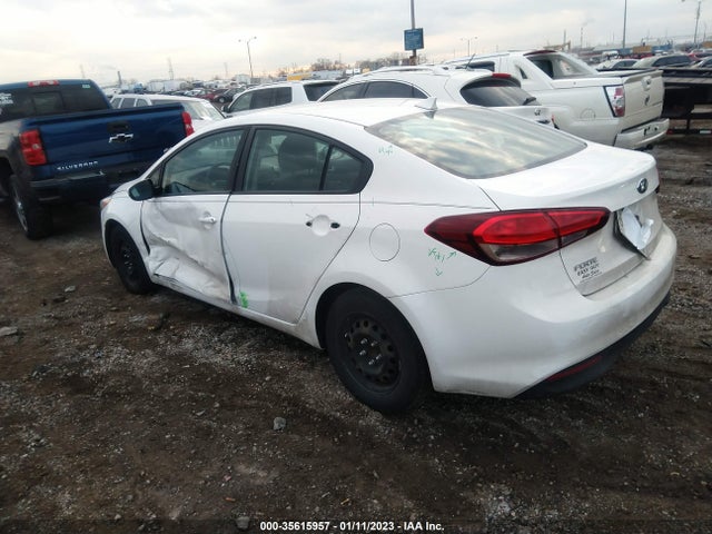 Продажа на аукционе авто 2017 Kia Forte Lx, vin: 3KPFK4A76HE072332, номер лота: 35615957