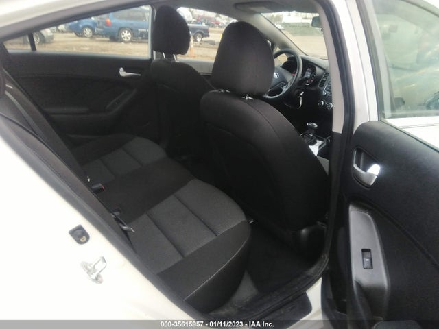 Продажа на аукционе авто 2017 Kia Forte Lx, vin: 3KPFK4A76HE072332, номер лота: 35615957