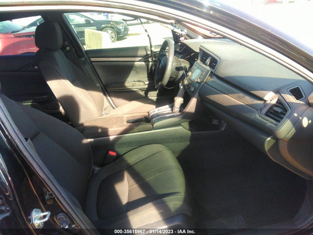 2018 HONDA CIVIC HATCHBACK LX VIN: SHHFK7H21JU229307