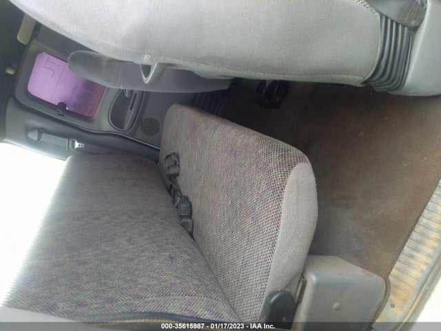 Dodge RAM 2500 1999 1B7KC2368XJ628940 Image 9
